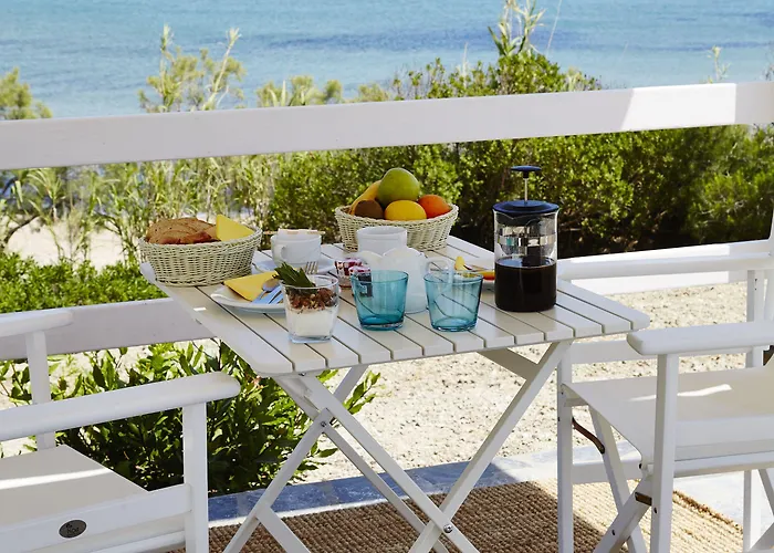 Bonatsa House Kímolos