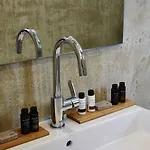 ベッド・アンド・ブレックファスト Bonatsa House Kímolos