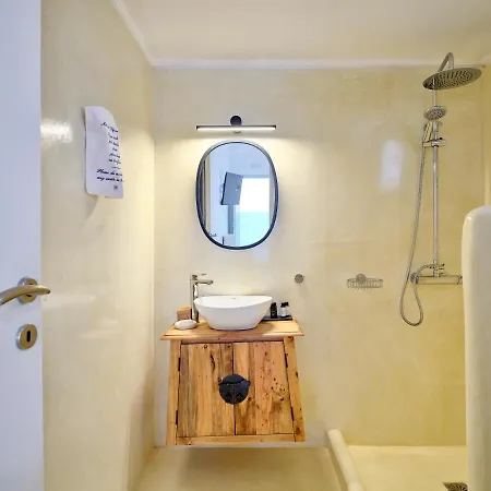 Bonatsa House 4* Kímolos