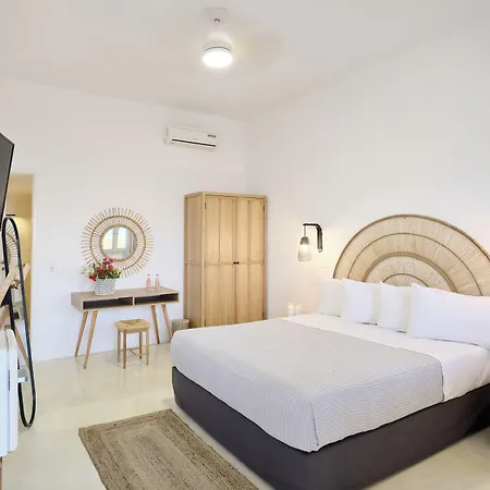 Bonatsa House Kímolos