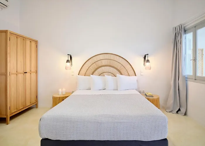 Bonatsa House Κίμωλος