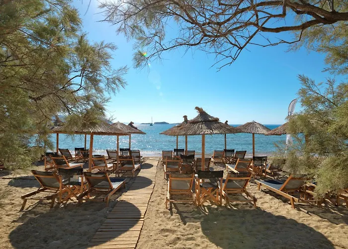 Bonatsa House Bed and Breakfast Κίμωλος